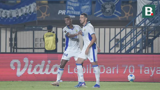 Balsa Sekulic Cetak Gol Perdana untuk Persib, Selebrasi Dua Jari Tuai Klarifikasi