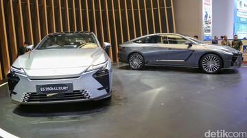 Review Lexus ES 2026: Generasi Kedelapan Hadir dengan Pilihan Hybrid dan Listrik Mulai Rp1,2 Miliar