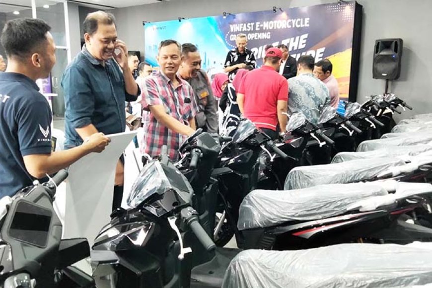 VinFast Ekspansi ke Jogja, Buka Dealer Pertama di Sleman dengan Motor Listrik Spesifikasi Khusus Indonesia