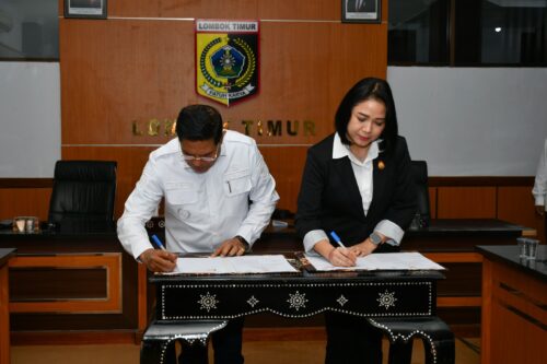 Kejari Lombok Timur Bantu Pemkab Lotim Dongkrak PAD Rp 10 Miliar Lewat Penagihan Pajak, Bupati Beri Penghargaan
