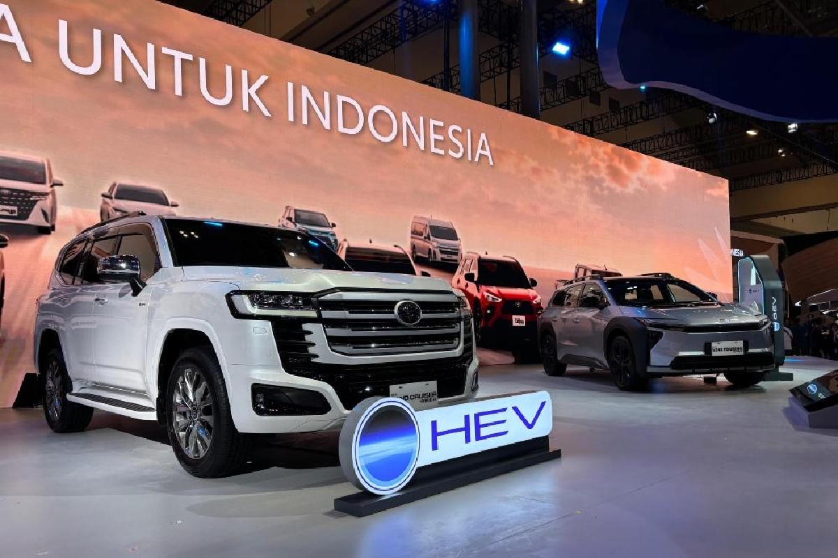 Toyota Land Cruiser Hybrid hingga Mazda 6e Fastback Siap Meluncur di GIIAS 2026, Ini Daftar Harganya