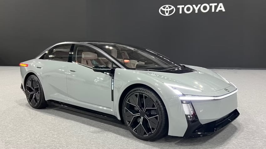 Toyota Corolla Generasi Terbaru: Desain Lebih Tajam, Tapi Apa Cuma Ganti Baju?