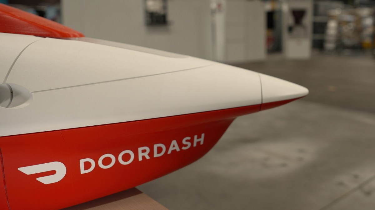 DoorDash Air Resmi Kantongi Izin Drone Komersial, Siapkan Armada dan Robot Pengantar Makanan