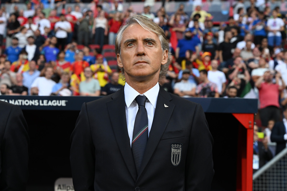 Konflik UEFA vs FIFA Mengemuka di Pelantikan Roberto Mancini dan Claudio Ranieri di Timnas Italia