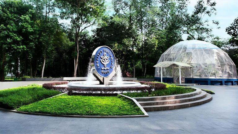 Pupuk Indonesia Raup Laba Rp8,51 Triliun, HET Pupuk Subsidi Justru Turun 20 Persen