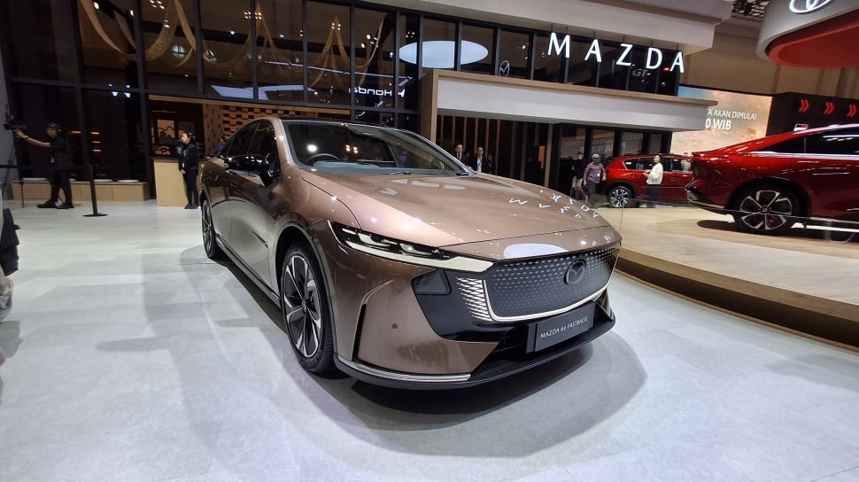 Mazda 6e Fastback Resmi Rp 850 Juta, CX-30 Mulai Dirakit Lokal di GIIAS 2026