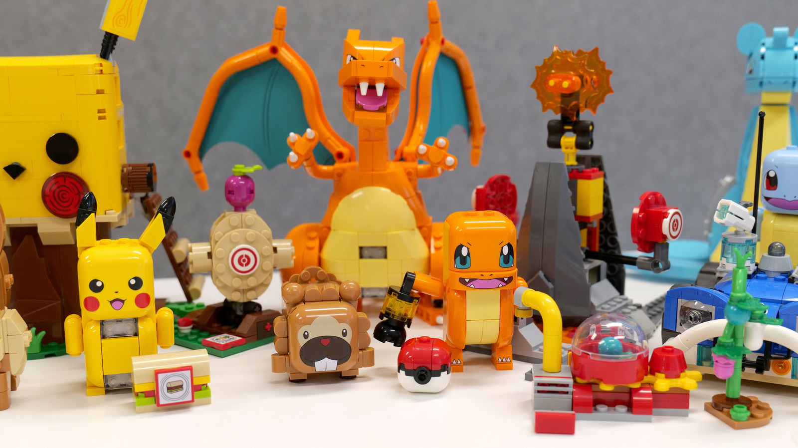 Lego Pokémon Smart Play Hands-on: Balok Interaktif Bisa Bertarung, Tidur, dan Bereaksi Seperti Game Asli