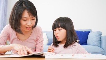 9 Lembar Kerja Mencocokkan Gambar untuk Anak TK PAUD, Stimulasi Otak Seru di Rumah