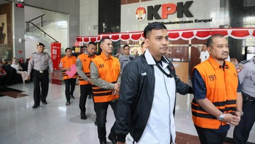 KPK Tahan Bupati Pemalang Anom Widiyantoro dan Anggota Polri Dias atas Dugaan Pemerasan Rp 1,2 Miliar
