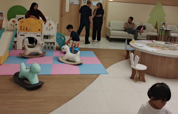 Panduan Tumbuh Kembang Anak Sejak Lahir: Skrining Bayi Baru Lahir dan Cara Pantau yang Benar
