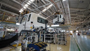 Mitsubishi Fuso Canter FE 74 HD untuk Koperasi Desa Tembus 5.500 Unit, Target 20.600 Sampai Desember 2026