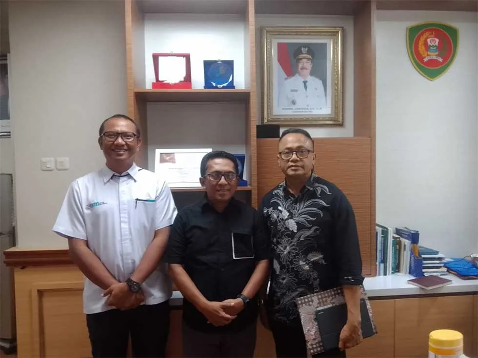 Hilirisasi Kelapa Maluku Terkendala Administrasi, Pemprov Siapkan Satgas agar Pabrik di Liang Awaiya Segera Beroperasi