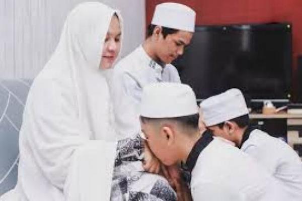 Rumus 7x3 Parenting ala Ali bin Abi Thalib: Panduan Tiga Fase Usia Anak