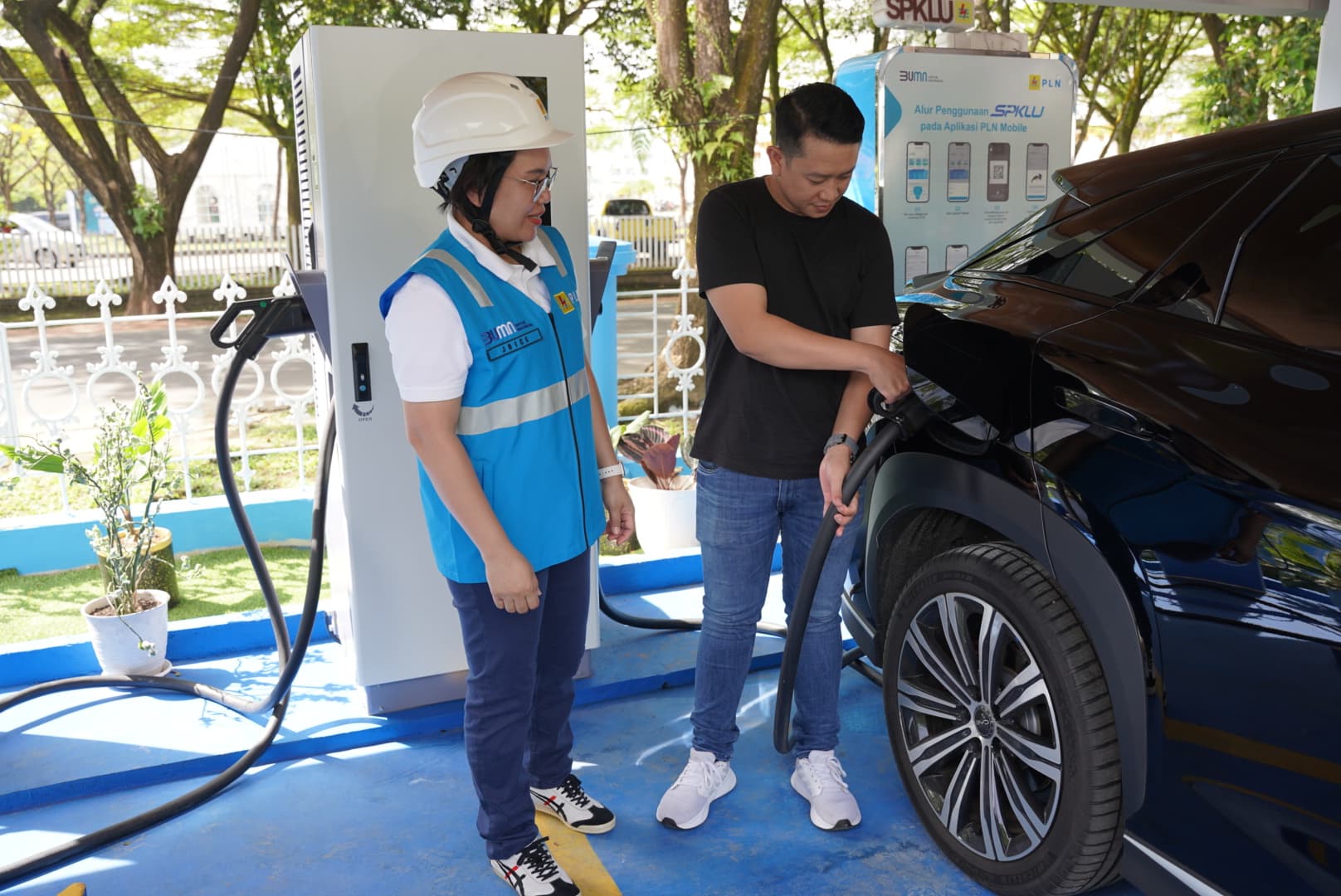 Penjualan Mobil Listrik dan Hybrid di Indonesia Tembus 117 Ribu Unit di Semester I 2026, TKDN Kini Capai 80 Persen