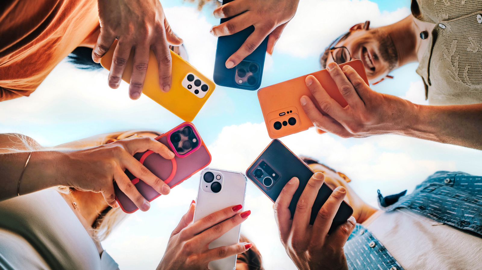 Penjualan Ponsel Global Anjlok 6% di 2026, Xiaomi dan Oppo Paling Terpukul