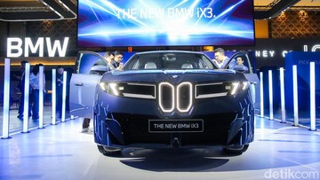 Hands-on BMW iX3 Neue Klasse di GIIAS 2026: Klaim Jarak 805 Km, Tapi Harga Bisa Bikin Mikir Dua Kali