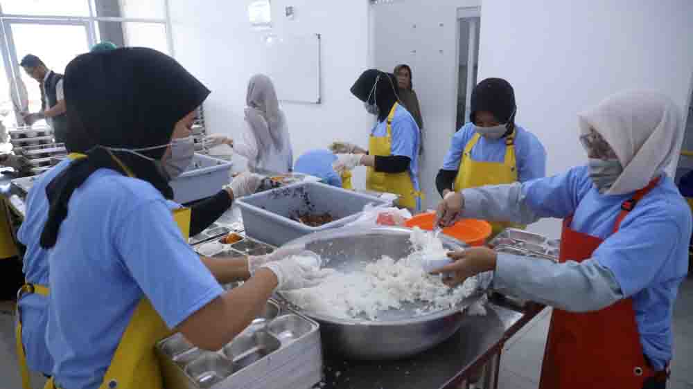 174 Dapur Makan Bergizi Gratis di Sumsel Belum Punya Sertifikat Laik Higiene, Dinkes Kejar Penerbitan