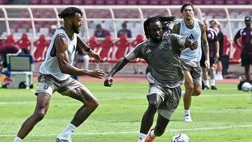 Latihan Resmi Aston Villa di GBK Berlangsung Panas, Unai Emery Beri Sentuhan Khusus
