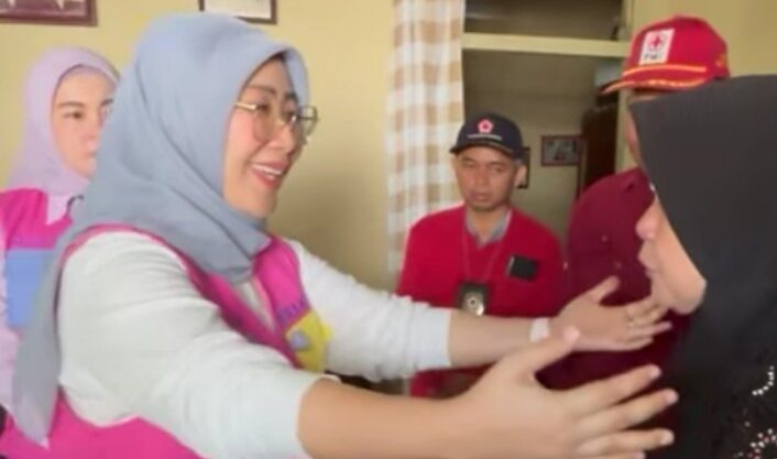 TP PKK Kota Sukabumi Borong Produk UMKM dan Salurkan Alat Bantu Dengar di Gunungpuyuh