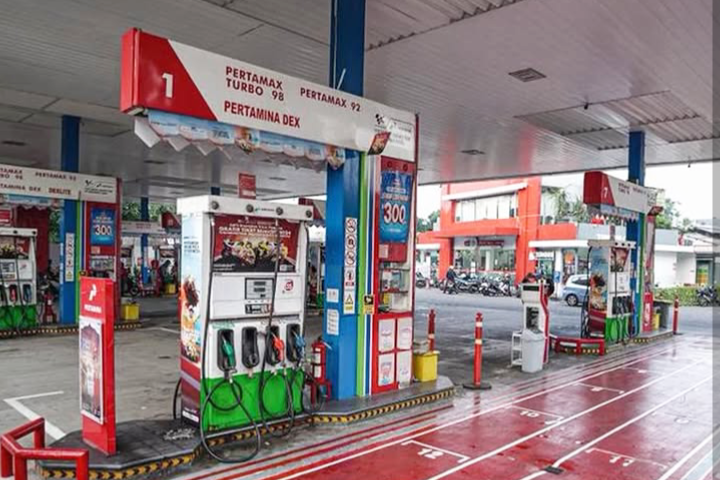 Pertamina Turunkan Harga Pertamax Jadi Rp15.950 per Liter per 1 Agustus, Ini Daftar Lengkapnya