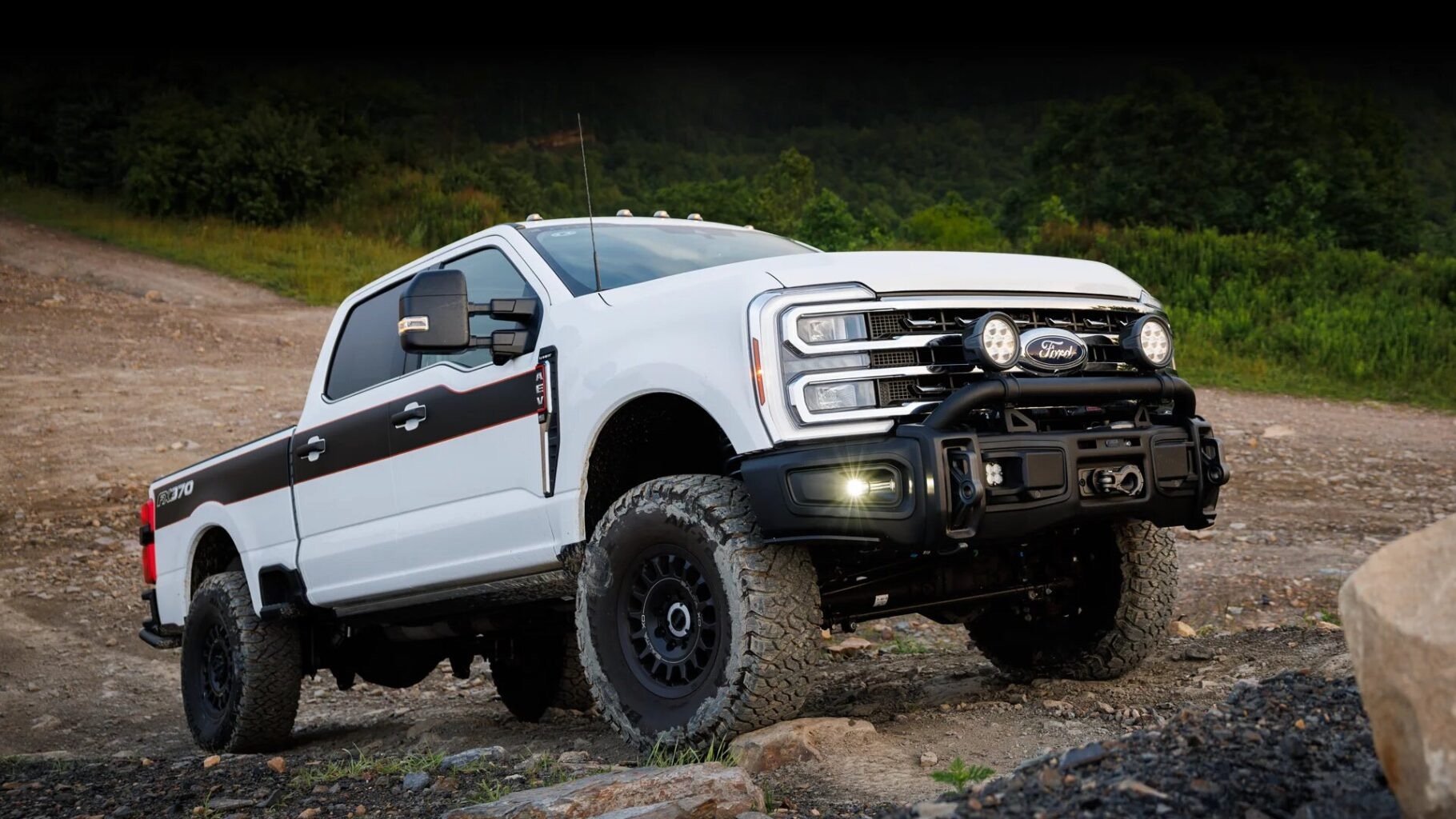 Kit AEV FX370 untuk Ford Super Duty: Paket Komplet Off-Road Siap Pasang Seharga Rp 320 Juta