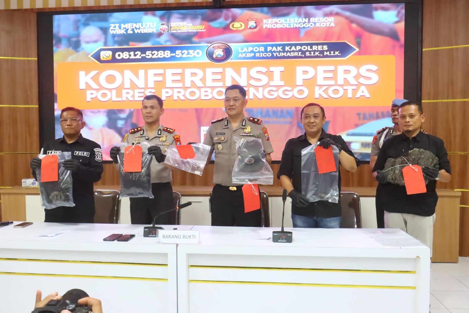 Polres Probolinggo Kota Tangkap Dua Tersangka Pembunuhan Pengamen Manusia Silver, Satu Pelaku Masuk DPO