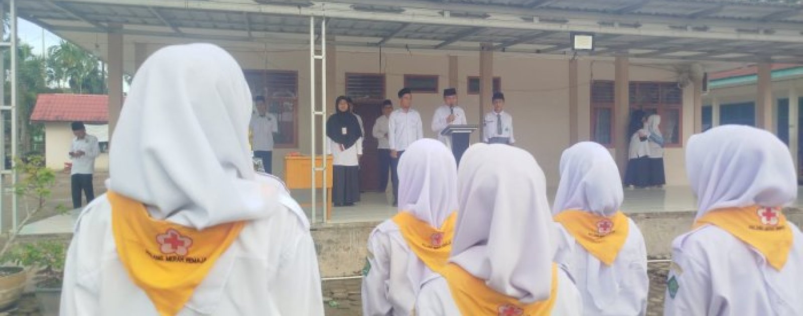 PMR MAN 1 Muaro Jambi Perkuat Layanan Kesehatan Sekolah dengan Latihan Rutin dan Piket UKS