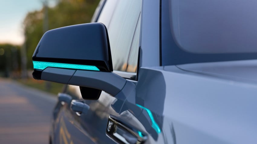 Larangan Lampu ADAS Biru di China: Standar Baru yang Mengubah Desain Mobil Listrik