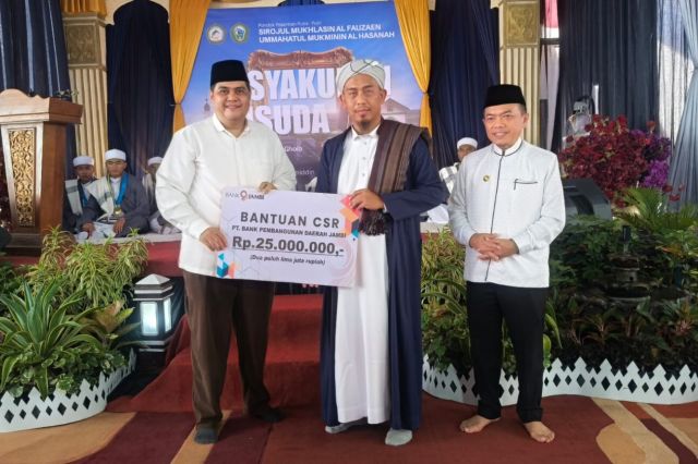 Bank Jambi Salurkan CSR ke Ponpes Sirojul Mukhlasin Jambi, Gubernur Apresiasi Hafidz 30 Juz