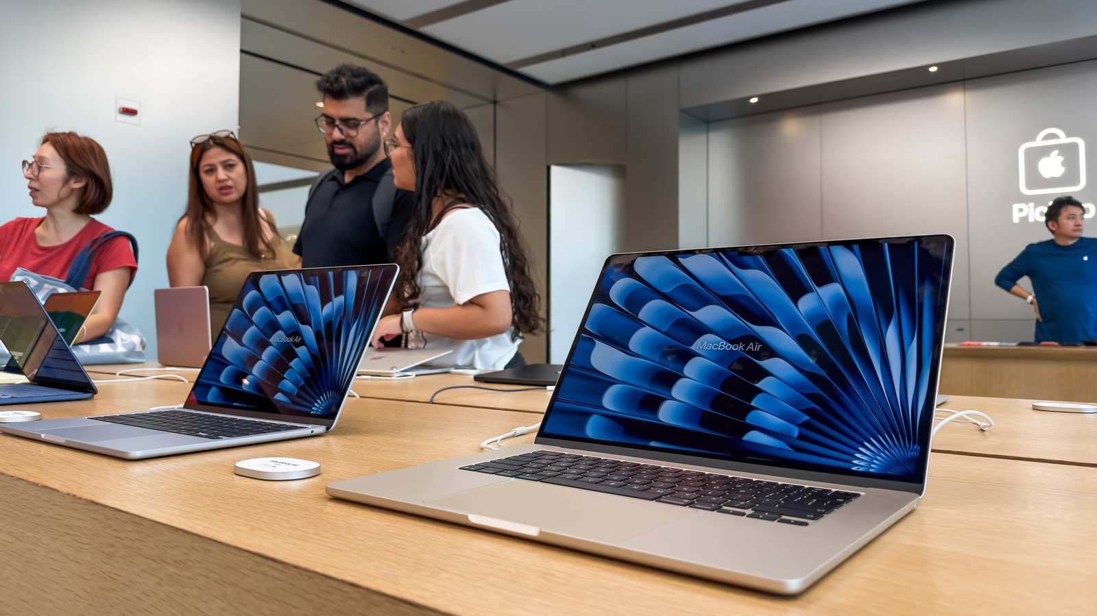 Umur MacBook Terbaru Tembus 8 Tahun, Ini Patokan Dukungan macOS dan Batas Baterainya