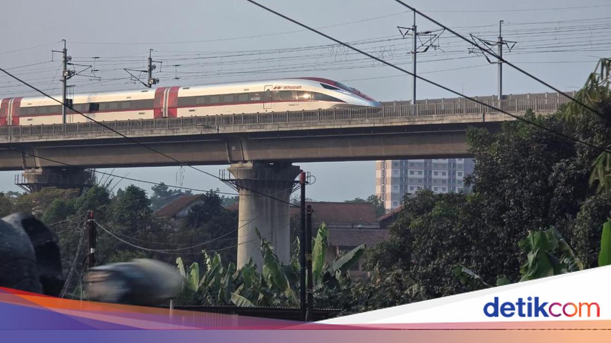 Danantara Buka Suara soal KAI yang Masih Menanggung Rugi Kereta Cepat Whoosh Rp 5 Triliun