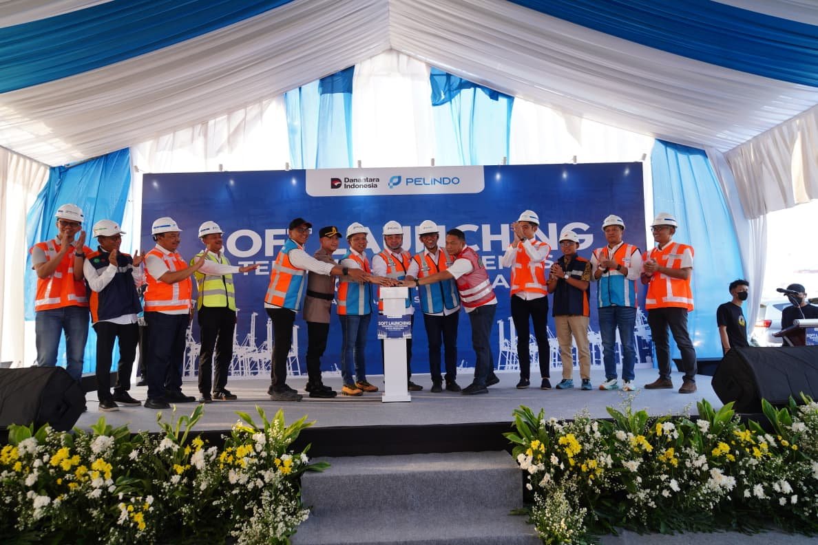 Pelindo Resmi Operasikan Terminal 2 Petikemas Tanjung Priok, Target Tambah 2 Derek Raksasa Akhir 2026