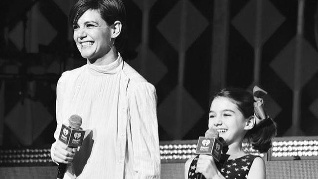 Suri Cruise Ganti Nama Jadi Suri Noelle, Deretan Anak Artis Ini Juga Lepas Nama Belakang Orang Tua