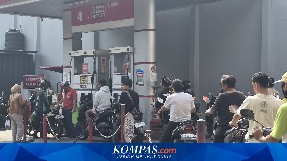 Pengendara Motor Pilih Pertalite meski Pertamax Turun, 