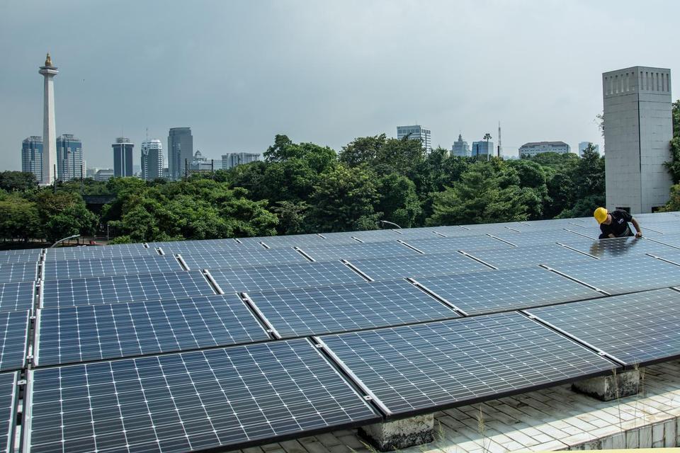 China Siap Garap PLTS 100 GW di Indonesia, Utusan Khusus Perubahan Iklim Buka Suara