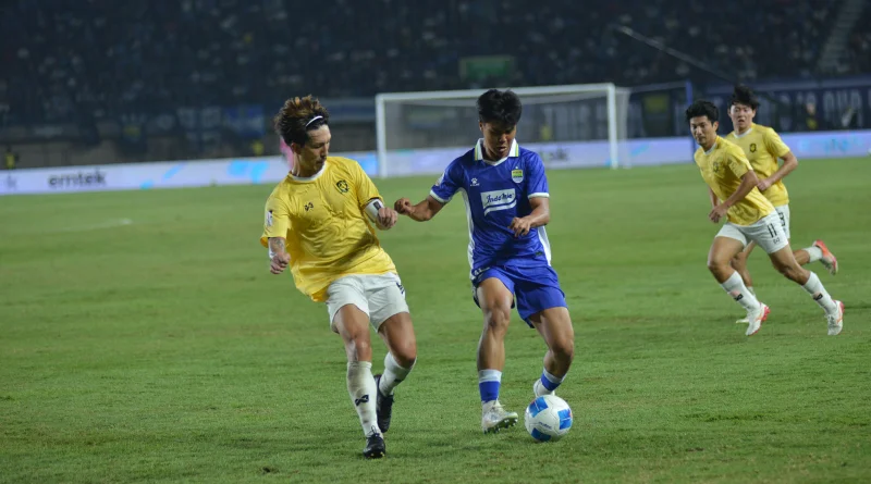 Nazriel Alfaro Syahdan Jadi Langganan Starter di Piala Presiden 2026, Gelandang Muda PERSIB Bidik Tiket Final