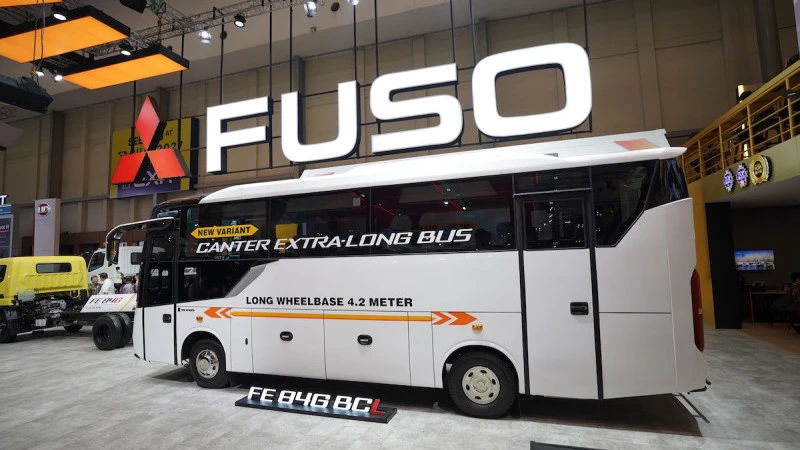 GIIAS 2026 Jadi Ajang Peluncuran Fuso Canter Extra Long Bus, Sasis Bus Pariwisata dengan Kabin Lebih Lega