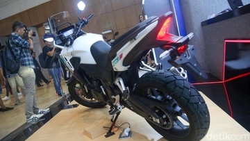 Honda NX500 Resmi Meluncur di GIIAS 2026: Petualang Baru Rp 230 Juta dengan DNA Rally