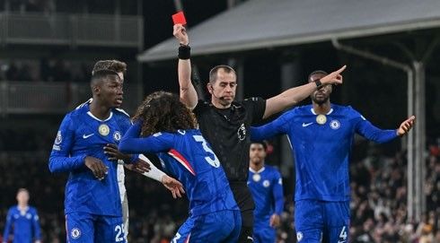 Xabi Alonso Warisi Chelsea yang Kacau: Target Juara atau Sekadar Top Empat?