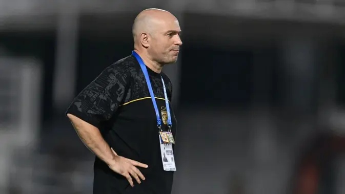 Piala Presiden 2026: Bernardo Tavares Ingatkan Persebaya soal Kedalaman Skuad Arema FC