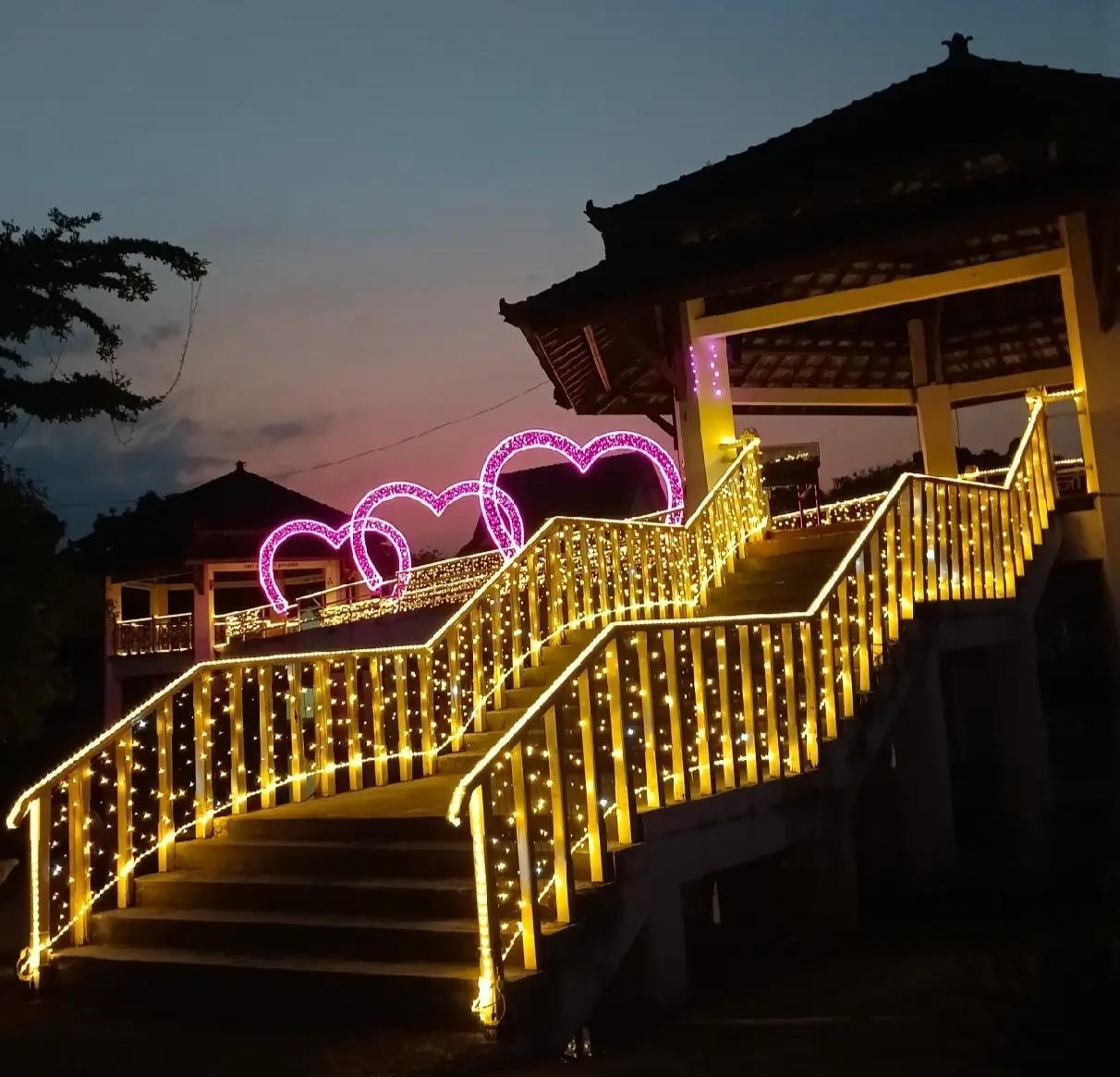 Aurora Lighting Festival di Grand Maerakaca Semarang Hadirkan 7 Instalasi Cahaya, Tiket Mulai Rp 25.000