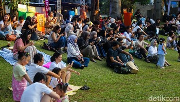 Urban Forest Cipete Kembali Ramai oleh Taman Brightspot, Piknik Sambil Belanja Produk Lokal