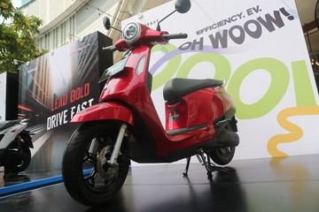 Review VinFast Evo: Motor Listrik Retro yang Menghemat Kantong, tapi Butuh Perhitungan Matang