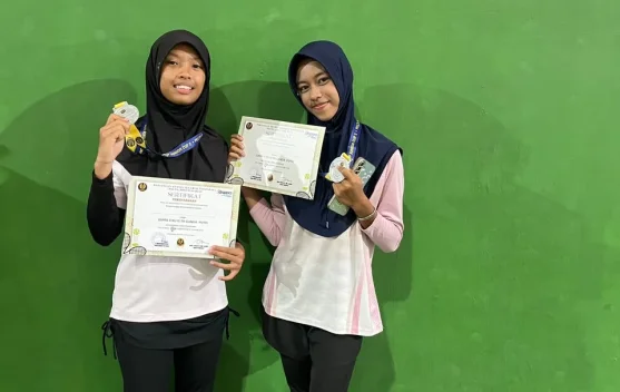 Dua Siswi MTsN 1 Kepulauan Meranti Harumkan Nama Riau di Kejurnas Tenis Junior PELTI Riau Cup II