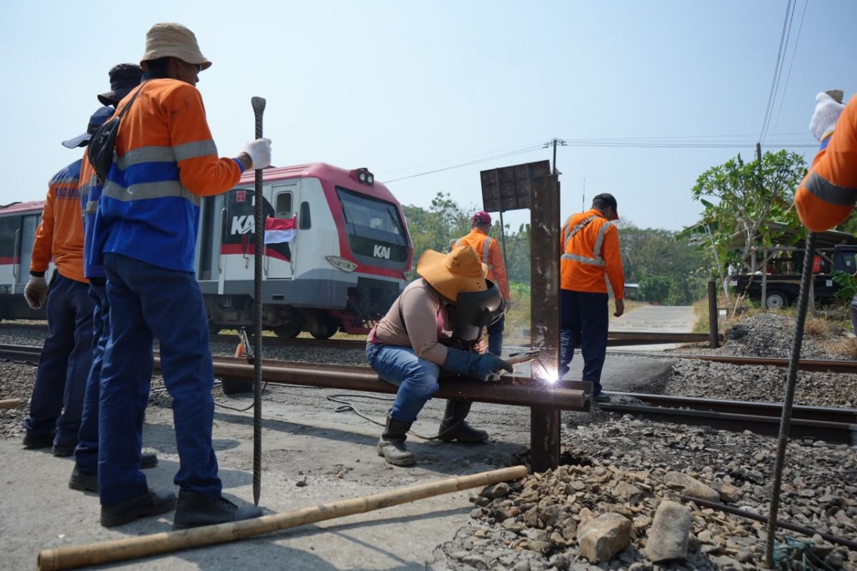 KAI Daop 6 Yogyakarta Tutup Perlintasan Liar Sentolo–Rewulu, Total 10 Lokasi Ditutup Sepanjang 2026