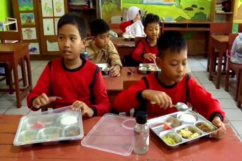 DPR Desak Pemerintah Pisahkan Anggaran MBG dari Klaster Pendidikan pada APBN 2027