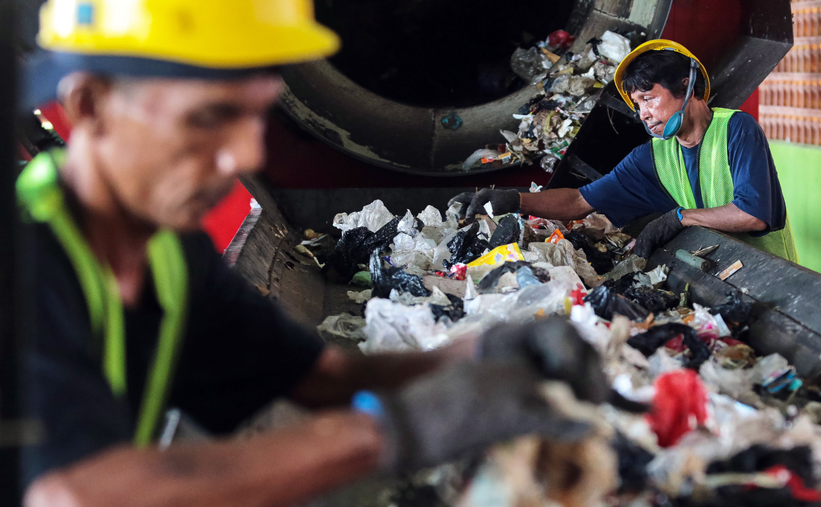 Pemprov DKI Jakarta Resmi Hapus Pola Kumpul-Angkut-Buang, Sampah Wajib Dipilah dari Sumber Mulai 1 Agustus 2026