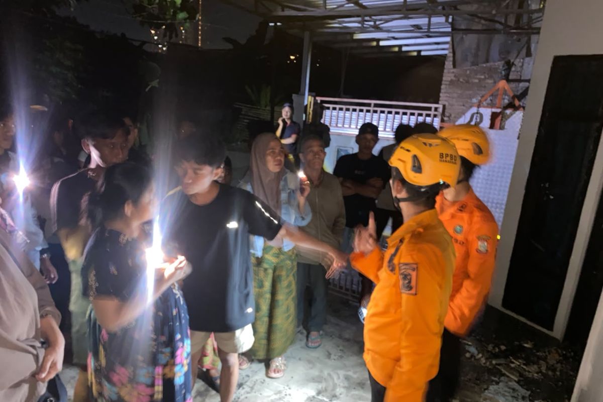 Kebakaran di Panakkukang Makassar Hanguskan 4 Rumah, 22 Jiwa Mengungsi ke Rumah Warga