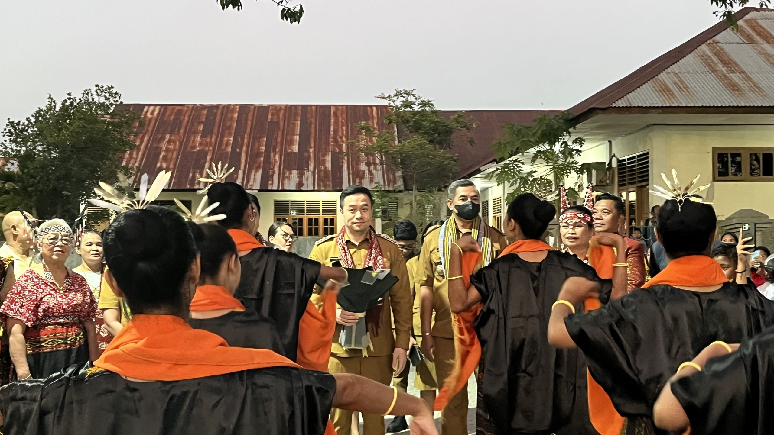 Wali Kota Kupang Christian Widodo Resmi Buka Event Budaya Multi Etnis Kelurahan Merdeka 2026 di Sport Center Swastisari