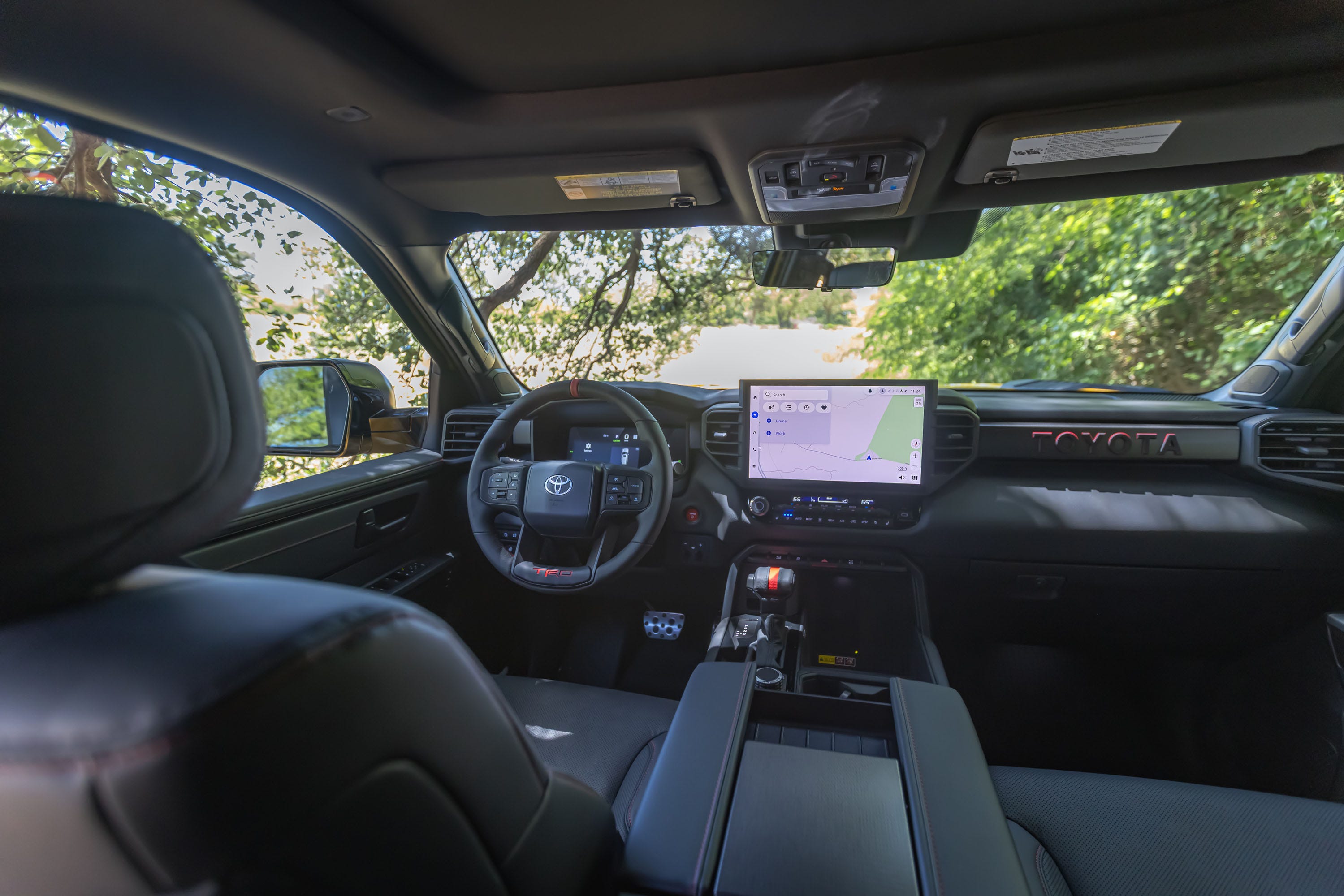 Kesan Pertama Kabin Toyota Tundra Hybrid TRD Pro 2027: Lebih Premium, Tapi Tetap Maskulin